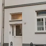 Freytag Im Uni-viertel * Ντούισμπουργκ